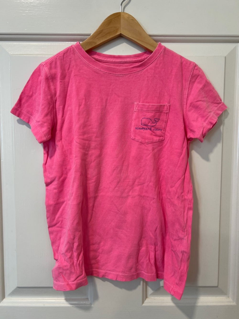 Vineyard Vines Kids Bright Pink Whale Pocket Tee